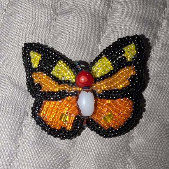 $1 with Bundle ~ Colorful Beaded Insect Pin – Orange & Yellow Butterfly 4593 - Picture 1 of 2